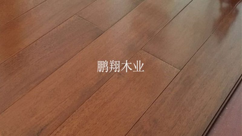 实木门报价与门套价格：揭秘实木门选购的关键因素
